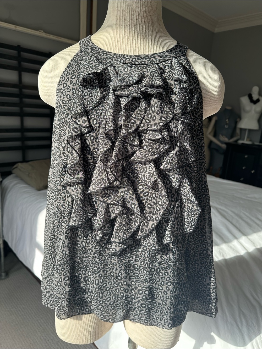 ECI Black & Gray Ruffled Sleeveless Animal-Print Top, size 14